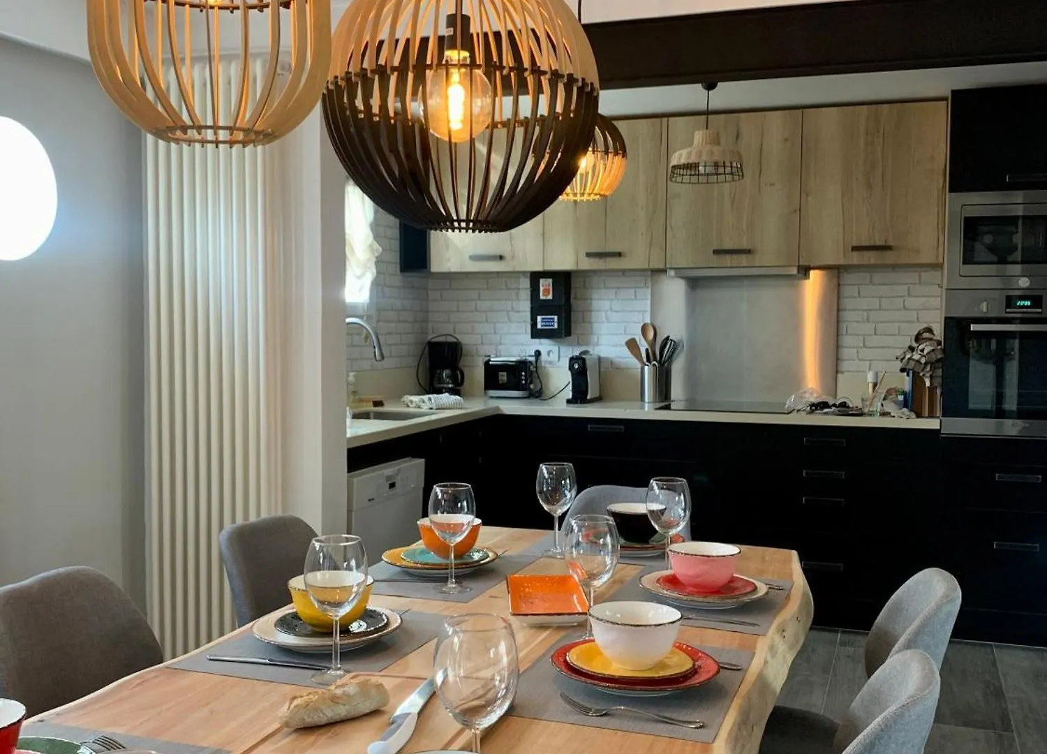 Maison De Ville Spacieuse & Cosy LʼIsle-sur-la-Sorgue Villa